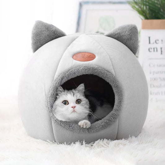 Cozy Winter Pet Bed – Warm Cave Nest for Cats & Small Dogs