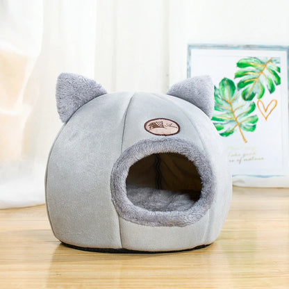 Cozy Winter Pet Bed – Warm Cave Nest for Cats & Small Dogs