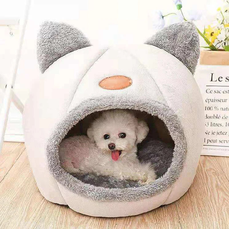 Cozy Winter Pet Bed – Warm Cave Nest for Cats & Small Dogs