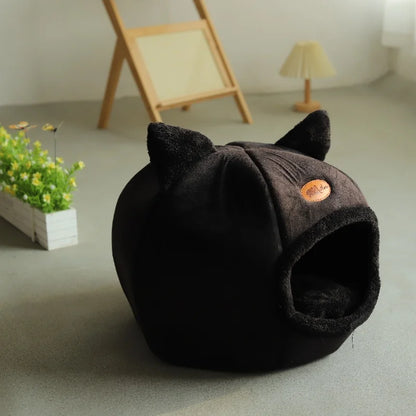 Cozy Winter Pet Bed – Warm Cave Nest for Cats & Small Dogs